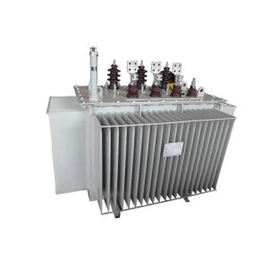 33 kV trīsfāzu eļļas iegremdēts transformators